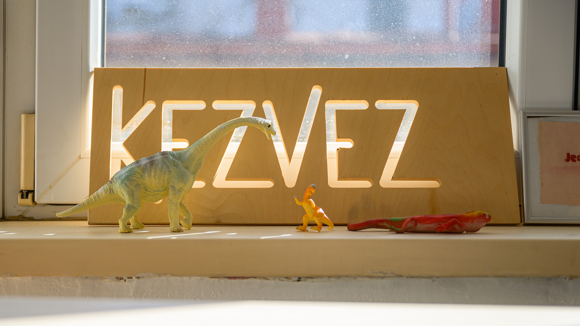 kezvez 02