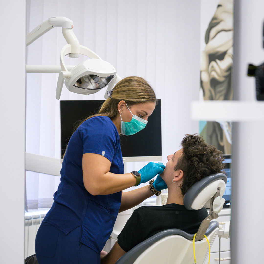 MND Dental: <br>Od porodične tradicije do savremenih stomatoloških rešenja 8 sq mndental 03