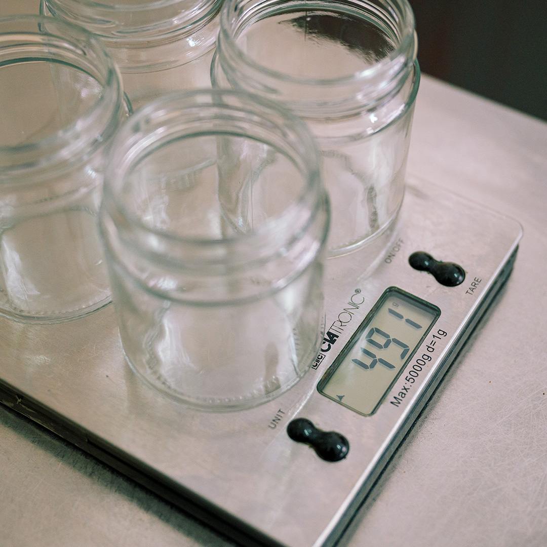 Puterko: <br>Zdravi i ukusni puteri i kremovi od orašastih plodova koje voli i staro i mlado 10 sq puterko 05