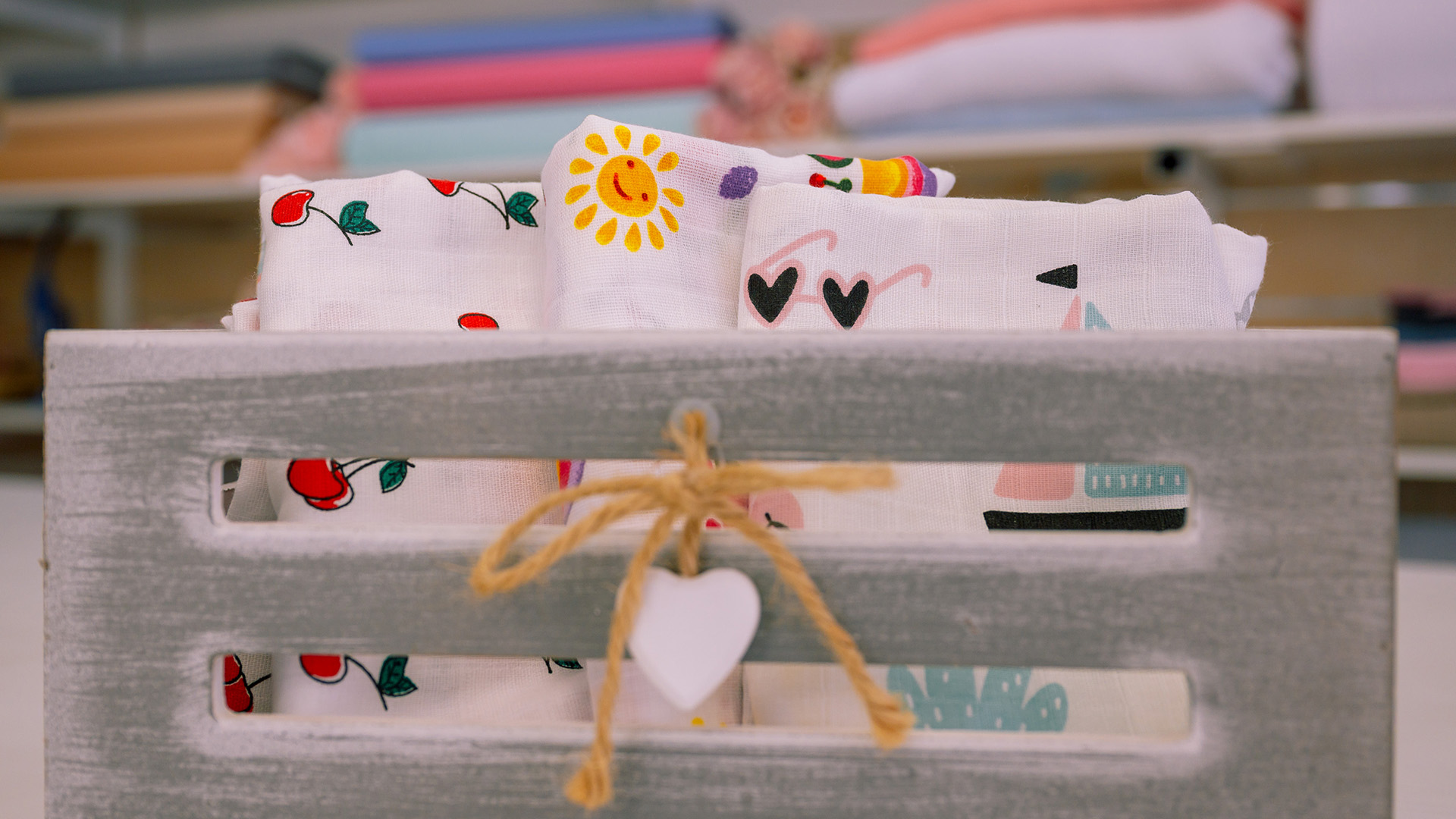 P design: <br>Ručno šivena posteljina i stvarčice za bebe i decu 4 pdesign 04