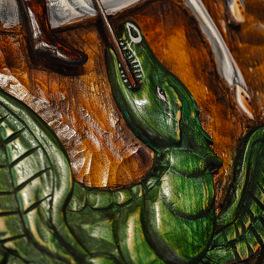 sq pax carved wood 09