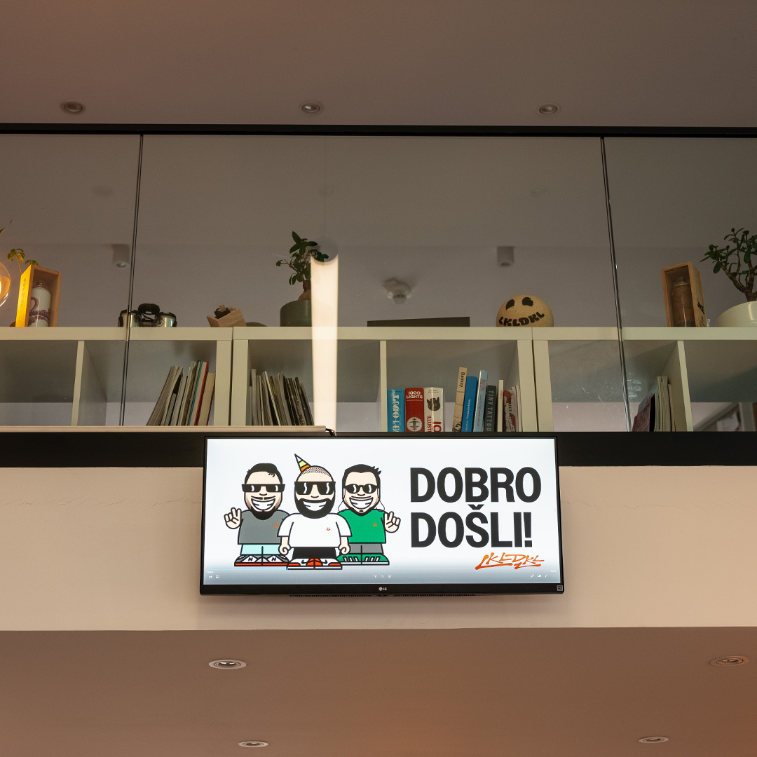 Vukan Damnjanović: <br>Kako od lične priče nastaje autentičan brend garderobe 9 sq vukan lkldkl 04