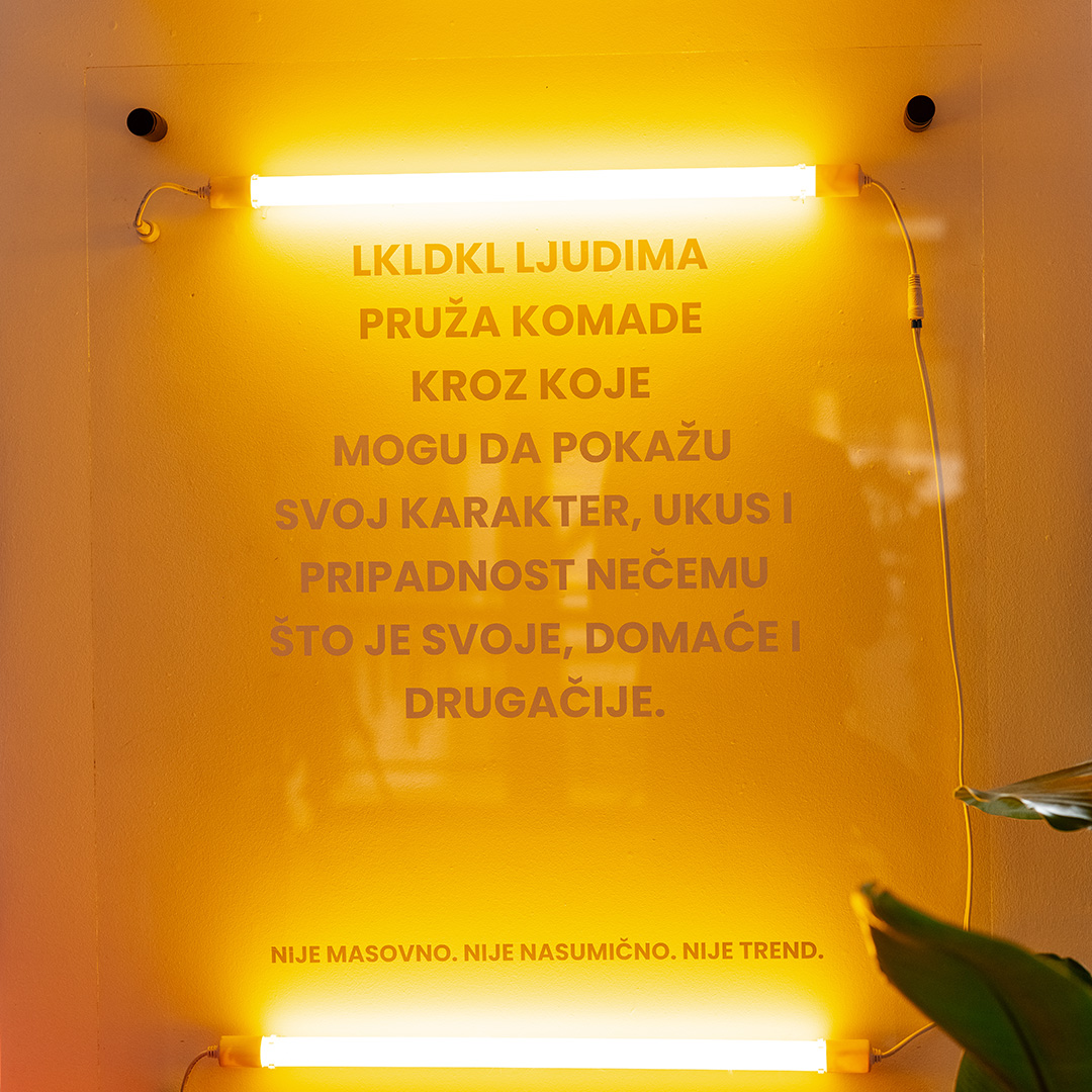 Vukan Damnjanović: <br>Kako od lične priče nastaje autentičan brend garderobe 14 sq vukan lkldkl 09